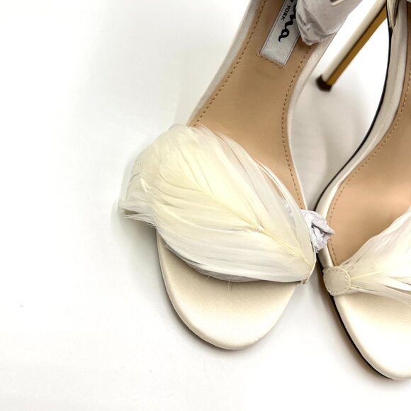 Nina Womens 6 Ivory White Satin Feather Embellished Heels Dress Sandals Shoes - Picture 3 of 14